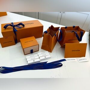 Louis Vuitton shopping bags, ribbons, perfume box, stickers, 6 perfume samples!